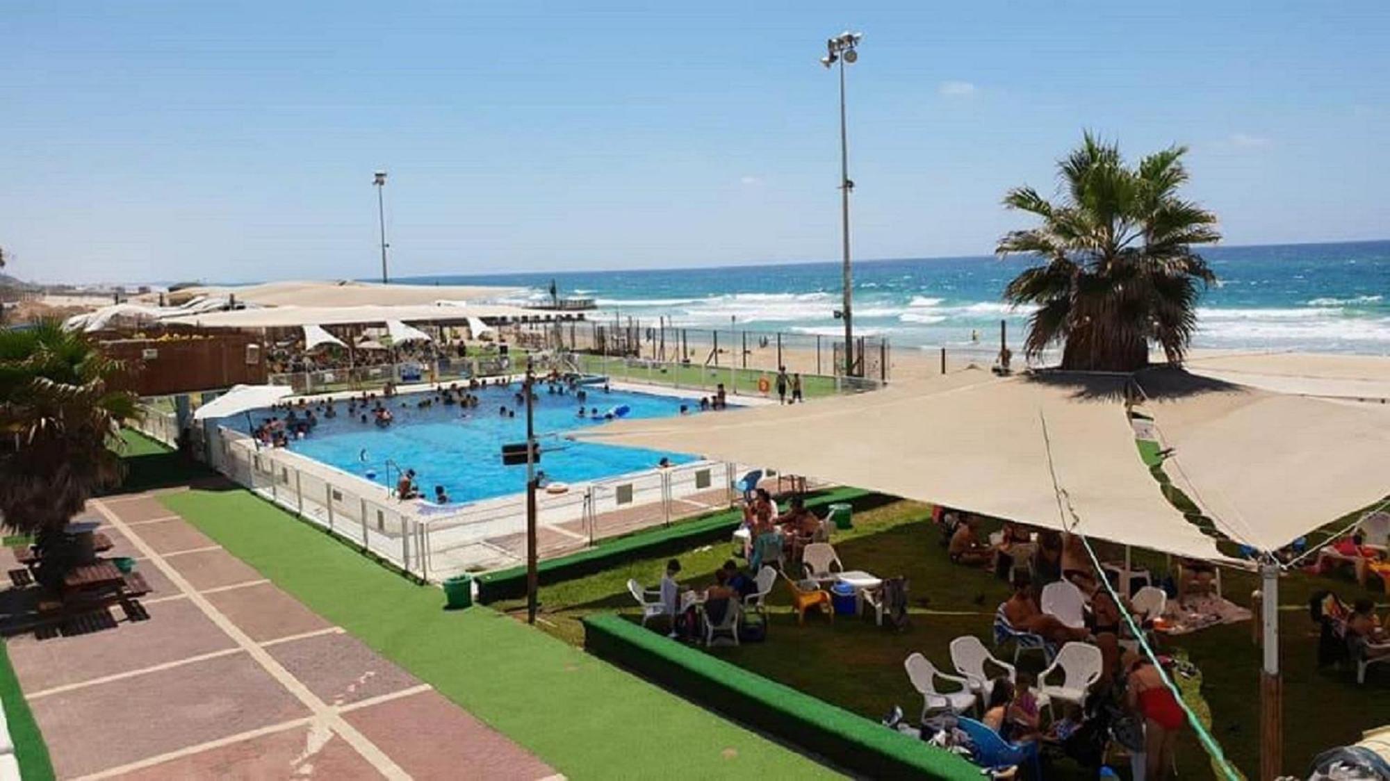 דירת 5 חדרים מול הים Apartment Bat Yam Luaran gambar